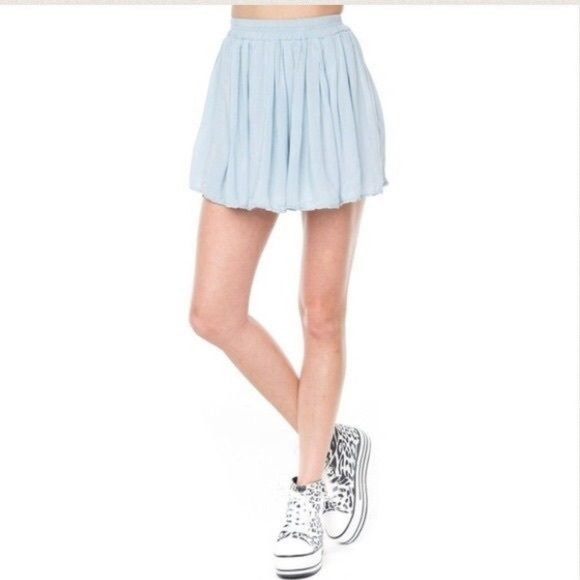 Brandy Melville baby blue Luna skater mini skirt - Picture 3 of 5